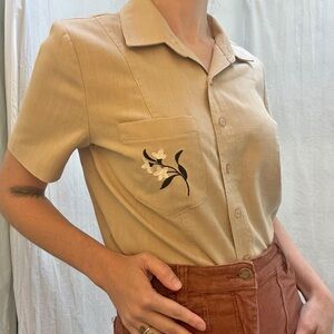 Floral Embroidered Khaki Tan Button Down Blouse Vintage 90s Boho
